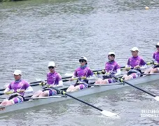 NG体育-赛艇夜战：关中银狐队绝杀雪域猎隼队，速度优势明显赛季拐点或已出现(宁夏极速游隼羽毛球馆)