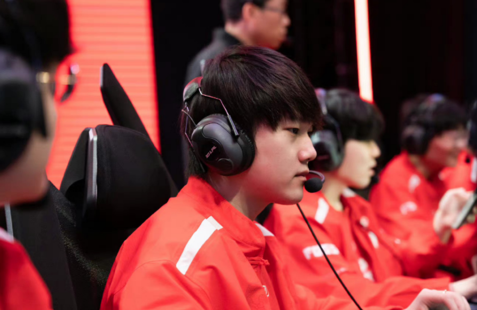 NG SPORTS-JackeyLove爆冷击败老鹰，逆转引爆全场！的简单介绍